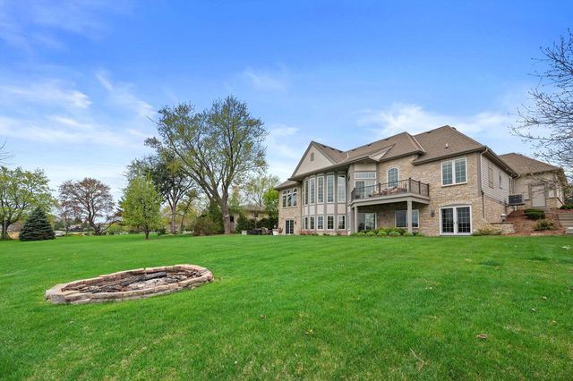 W356N5136 Lakeshore DRIVE, Oconomowoc, WI 53066