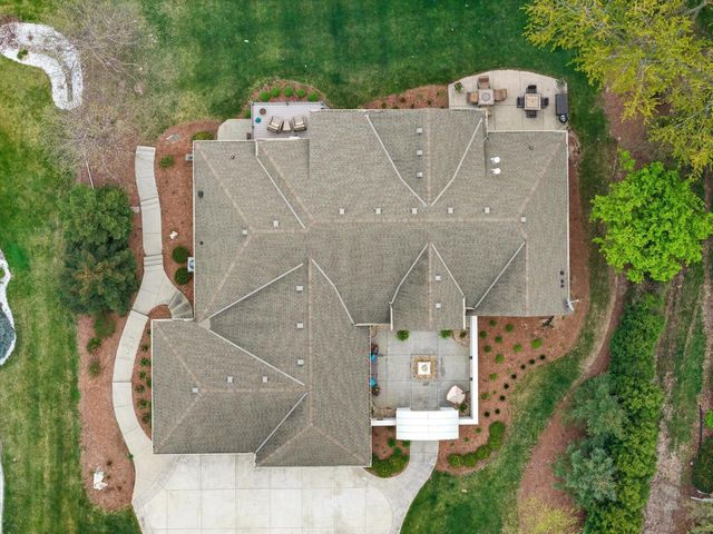 W356N5136 Lakeshore DRIVE, Oconomowoc, WI 53066