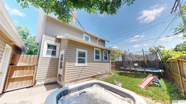 425 E 12th Street, Fremont, NE 68025