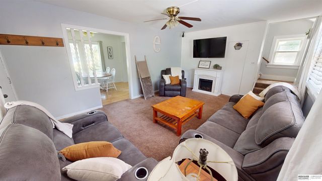 425 E 12th Street, Fremont, NE 68025