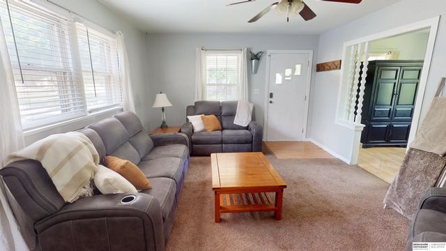 425 E 12th Street, Fremont, NE 68025