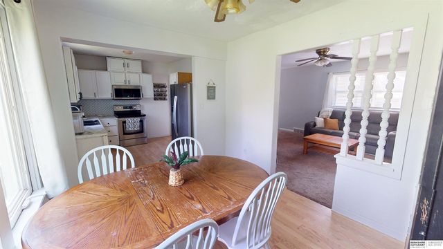 425 E 12th Street, Fremont, NE 68025