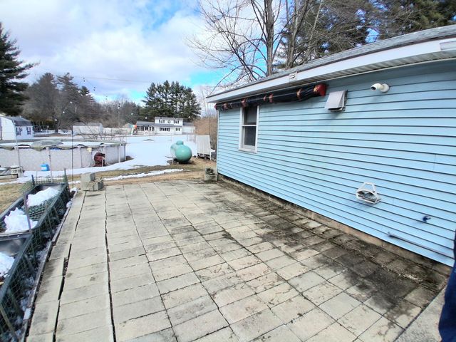 179 Back River Road, Bedford, NH 03110