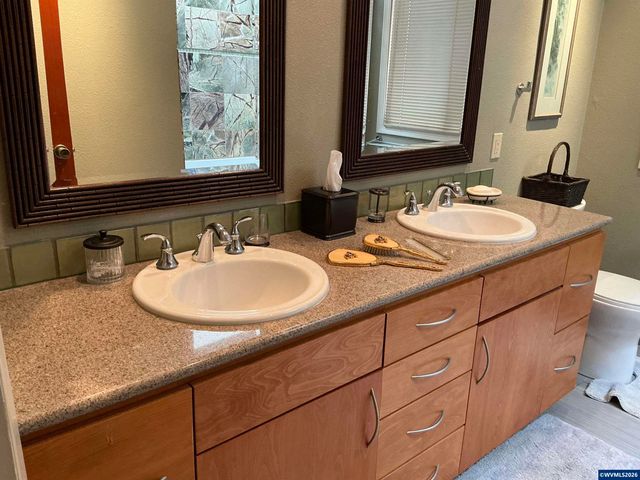3588 Dogwood Dr S, Salem, OR 97302