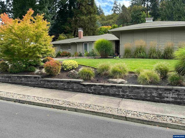 3588 Dogwood Dr S, Salem, OR 97302
