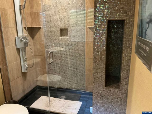 3588 Dogwood Dr S, Salem, OR 97302
