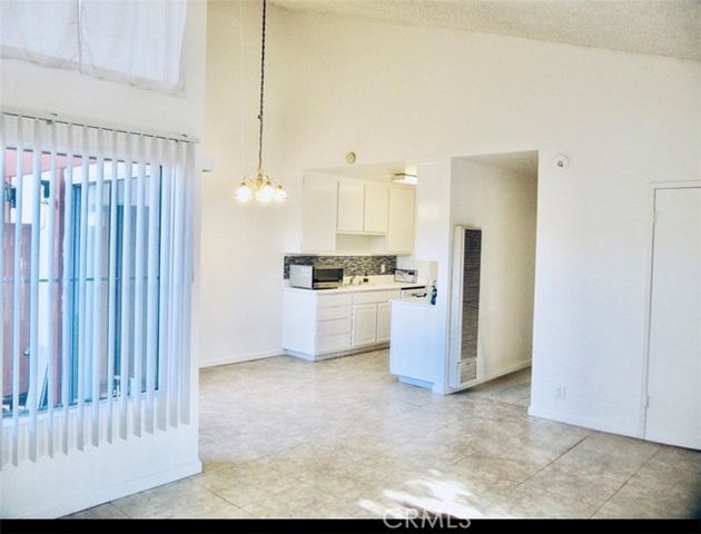 17564 Orange, Yorba Linda, CA 92886