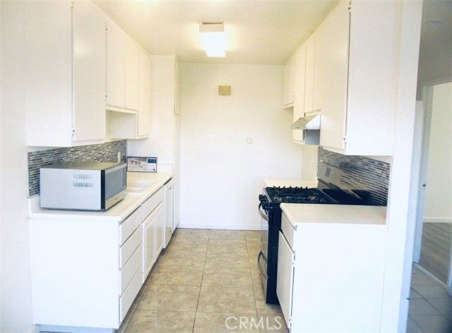 17564 Orange, Yorba Linda, CA 92886