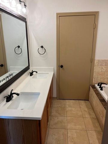 5537 Canada Court, Rockwall, TX 75032
