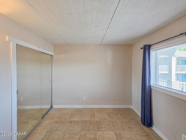 415 N Halifax Ave Apt 216, Daytona Beach, FL 32118