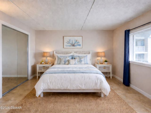 415 N Halifax Ave Apt 216, Daytona Beach, FL 32118