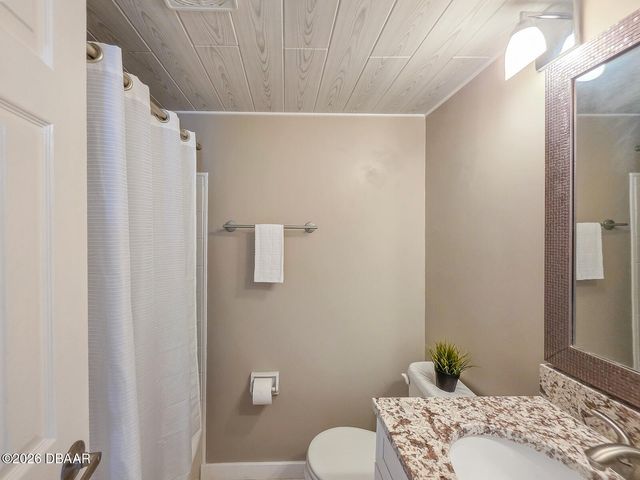 415 N Halifax Ave Apt 216, Daytona Beach, FL 32118