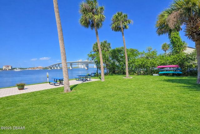 415 N Halifax Ave Apt 216, Daytona Beach, FL 32118