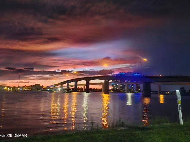 415 N Halifax Ave Apt 216, Daytona Beach, FL 32118