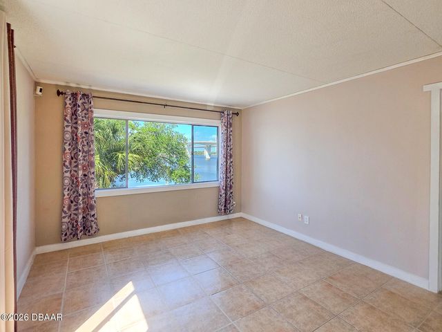 415 N Halifax Ave Apt 216, Daytona Beach, FL 32118