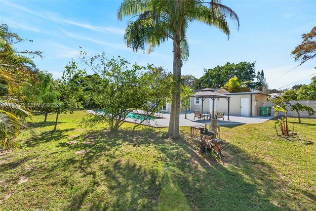 12935 SW 81st Avenue, Pinecrest, FL 33156