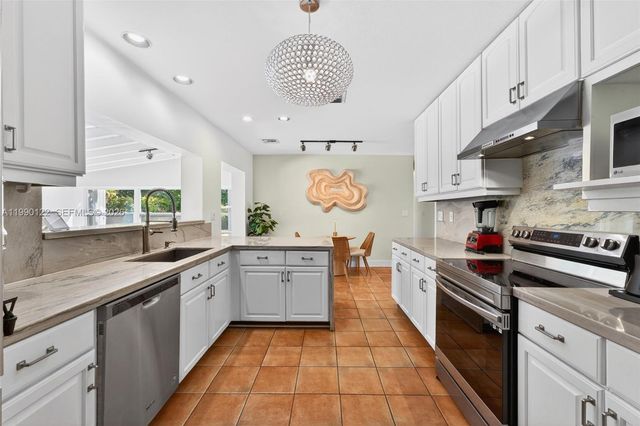 12935 SW 81st Avenue, Pinecrest, FL 33156