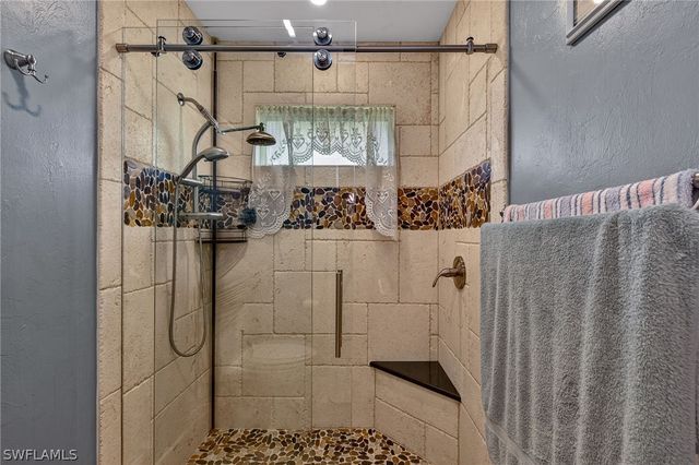 681 Saint Andrews BLVD, Naples, FL 34113