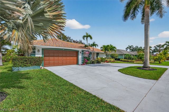 681 Saint Andrews BLVD, Naples, FL 34113