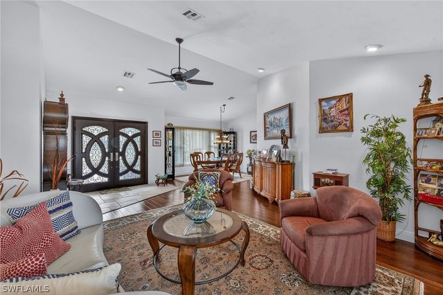 681 Saint Andrews BLVD, Naples, FL 34113