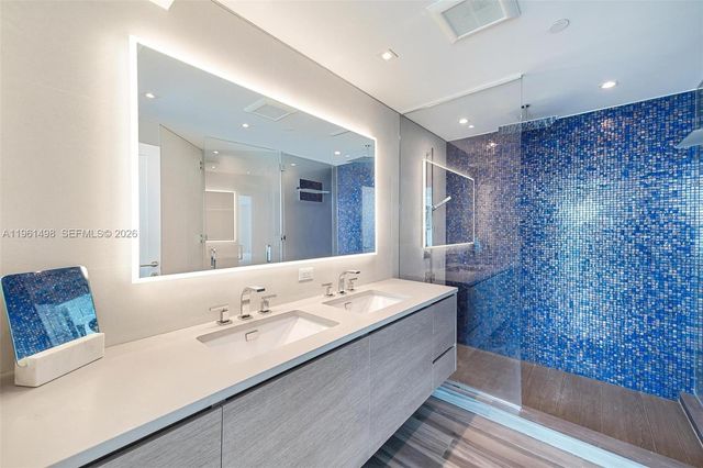 1331 Brickell Bay Dr BL-33, Miami, FL 33131