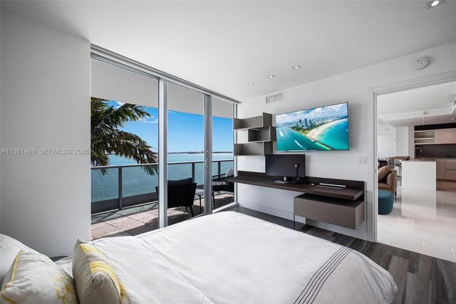 1331 Brickell Bay Dr BL-33, Miami, FL 33131