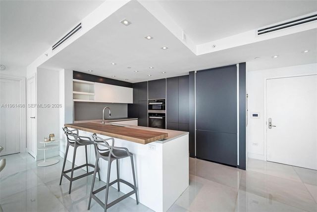 1331 Brickell Bay Dr BL-33, Miami, FL 33131