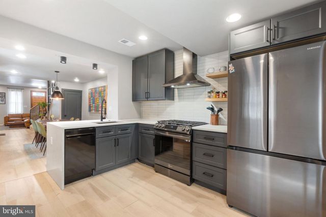 1932 E YORK ST, Philadelphia, PA 19125