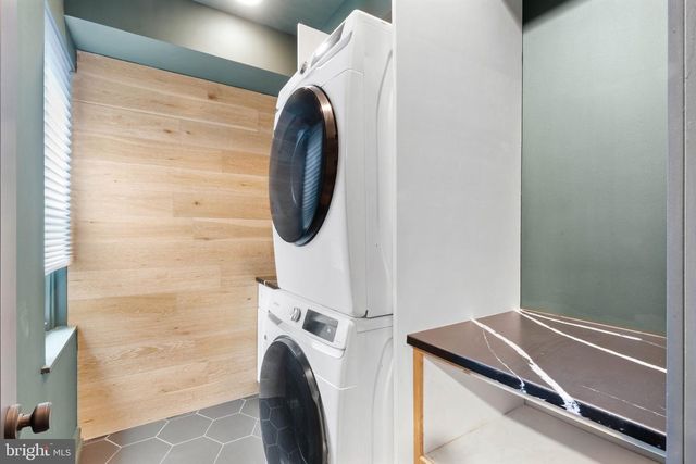 1932 E YORK ST, Philadelphia, PA 19125