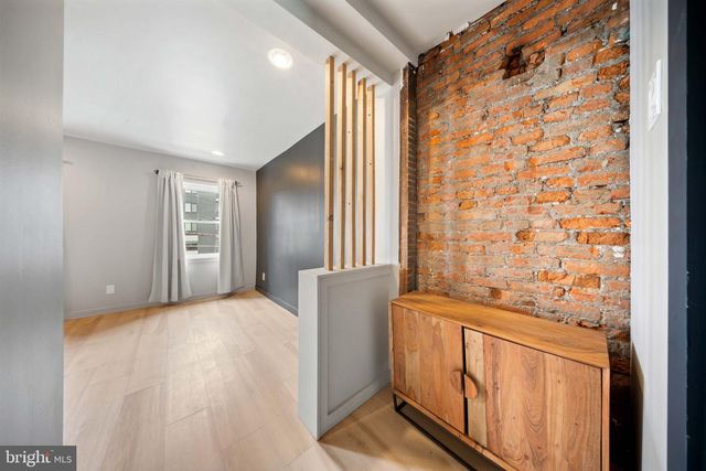 1932 E YORK ST, Philadelphia, PA 19125