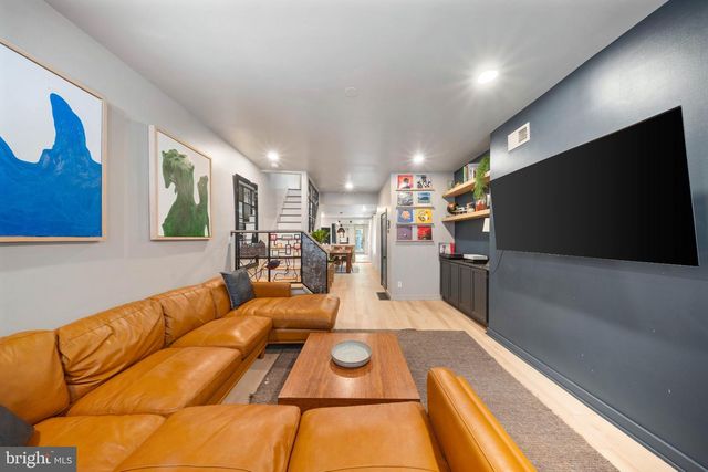 1932 E YORK ST, Philadelphia, PA 19125