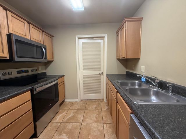 260 Toni Lane D, Branson, MO 65616