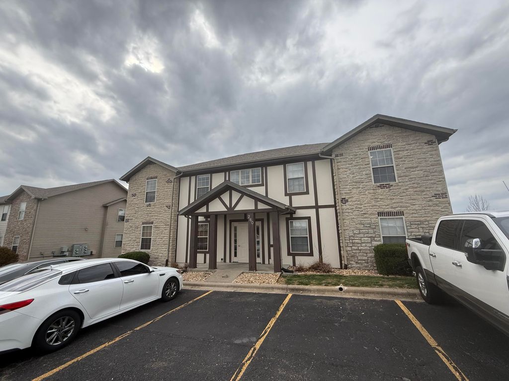 260 Toni Lane D, Branson, MO 65616