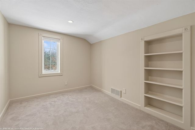 6811 116th Avenue, Fennville, MI 49408