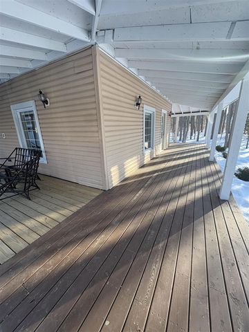 6811 116th Avenue, Fennville, MI 49408