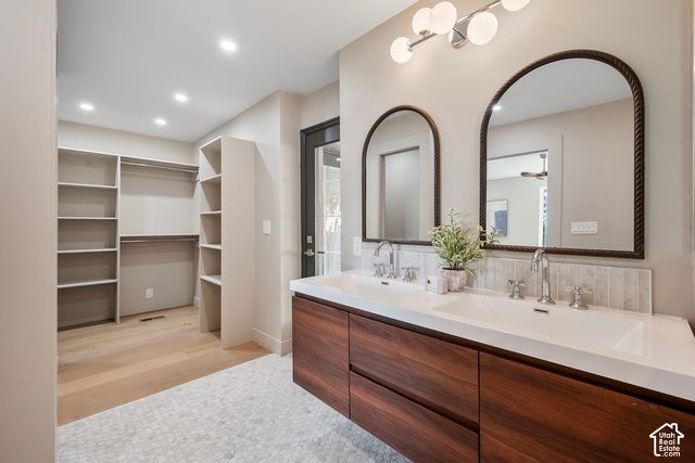 955 E NORTHCLIFFE DR, Salt Lake City, UT 84103
