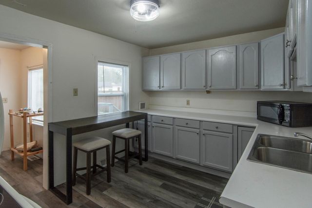 902 10th Avenue NE, Brainerd, MN 56401