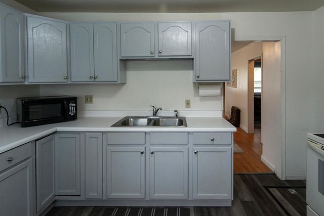 902 10th Avenue NE, Brainerd, MN 56401