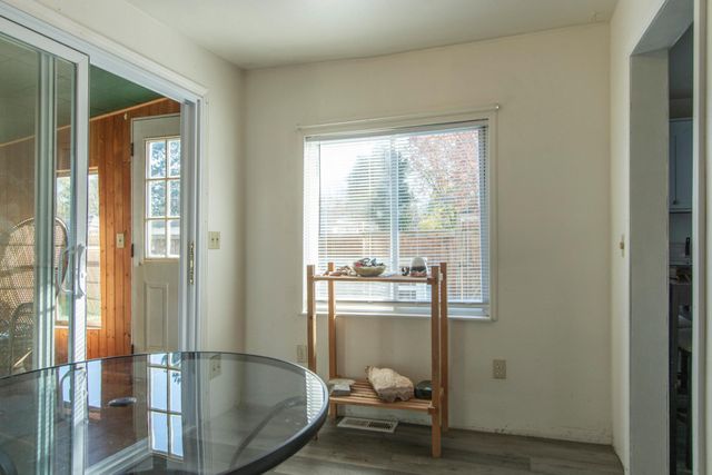 902 10th Avenue NE, Brainerd, MN 56401