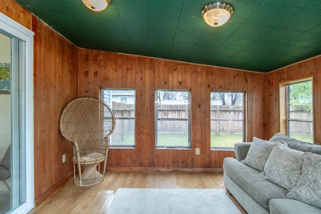 902 10th Avenue NE, Brainerd, MN 56401