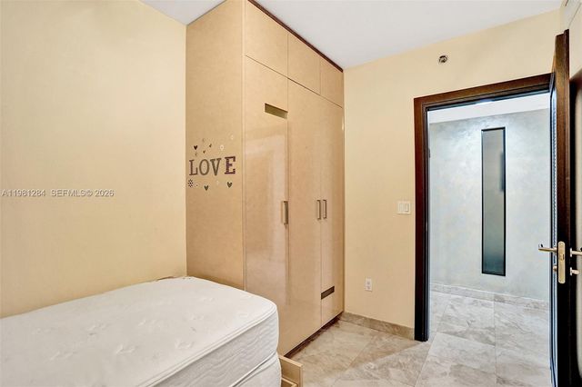 1850 S Ocean Dr 2003, Hallandale Beach, FL 33009