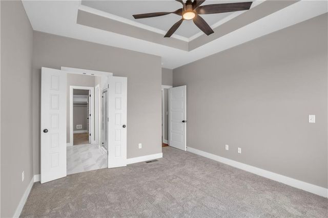 19326 Skyview Lane, Spring Hill, KS 66083