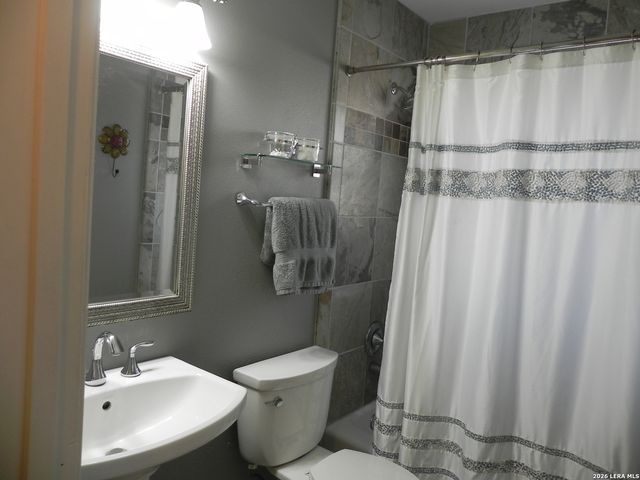 4406 Monaco, San Antonio, TX 78218