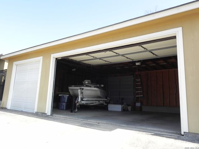 4406 Monaco, San Antonio, TX 78218