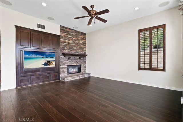 33 Glittering Sky, Aliso Viejo, CA 92656