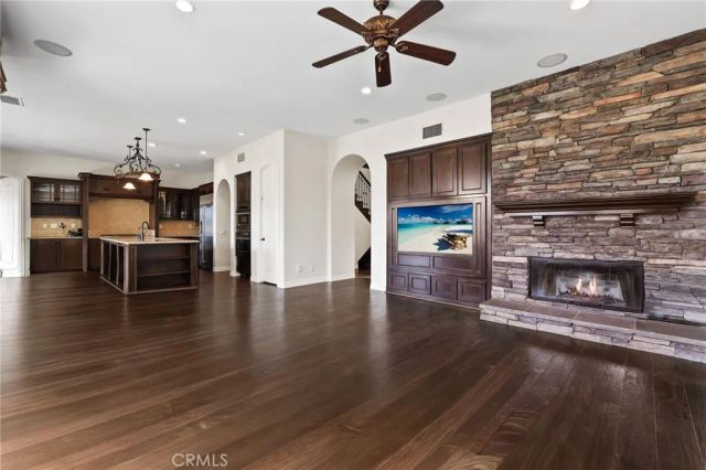 33 Glittering Sky, Aliso Viejo, CA 92656