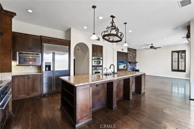 33 Glittering Sky, Aliso Viejo, CA 92656