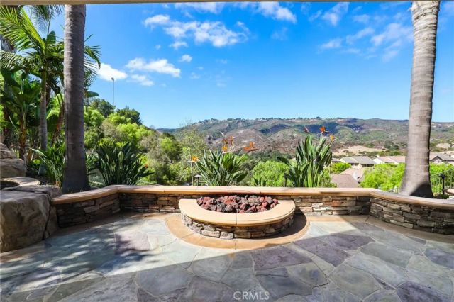 33 Glittering Sky, Aliso Viejo, CA 92656