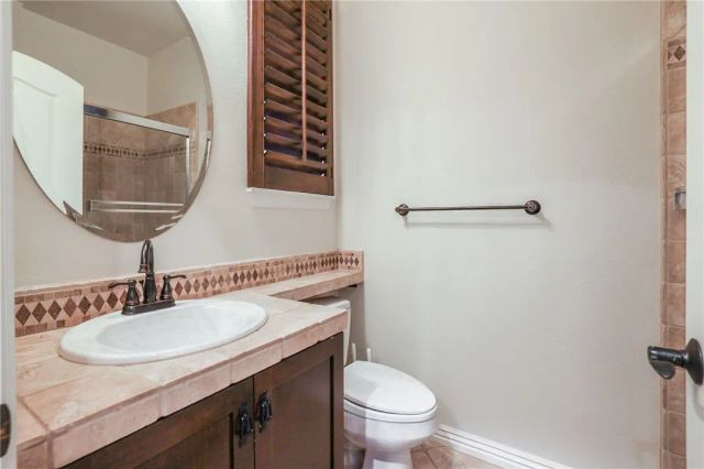 33 Glittering Sky, Aliso Viejo, CA 92656