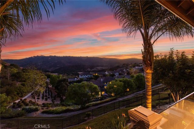 33 Glittering Sky, Aliso Viejo, CA 92656